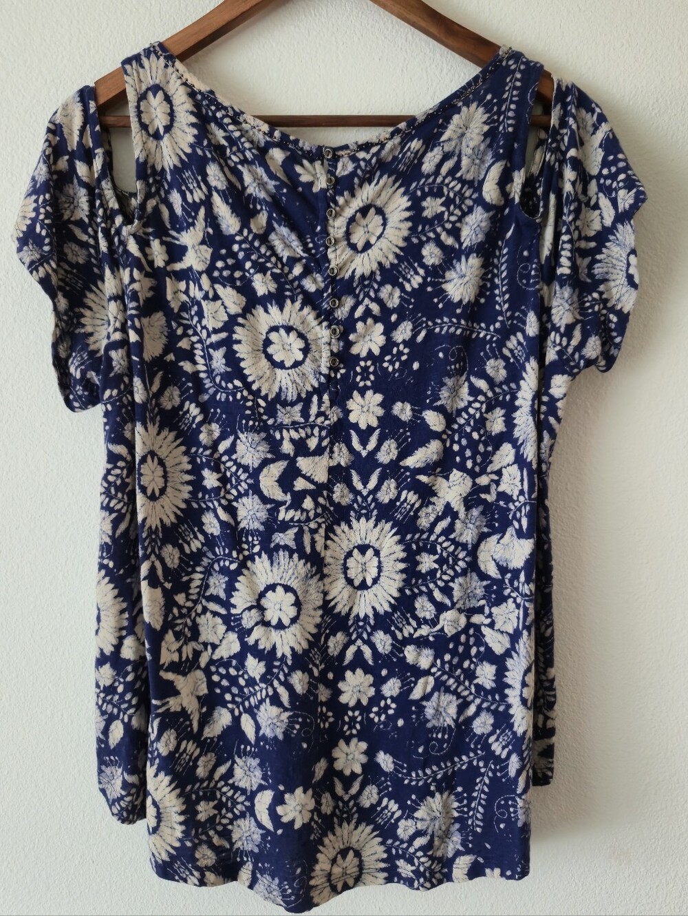 Lucky Brand Blue Floral Cold-Shoulder Top - Picture 2 of 9